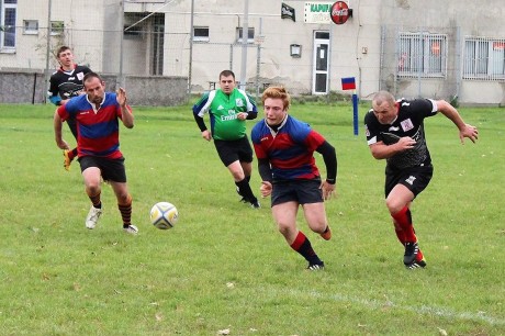 Fehérvári Vadkanok - Esztergomi Vitézek rögbi bajnoki rangadó szombaton a Köfém pályán